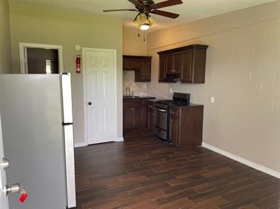 4104 Dowling - 2